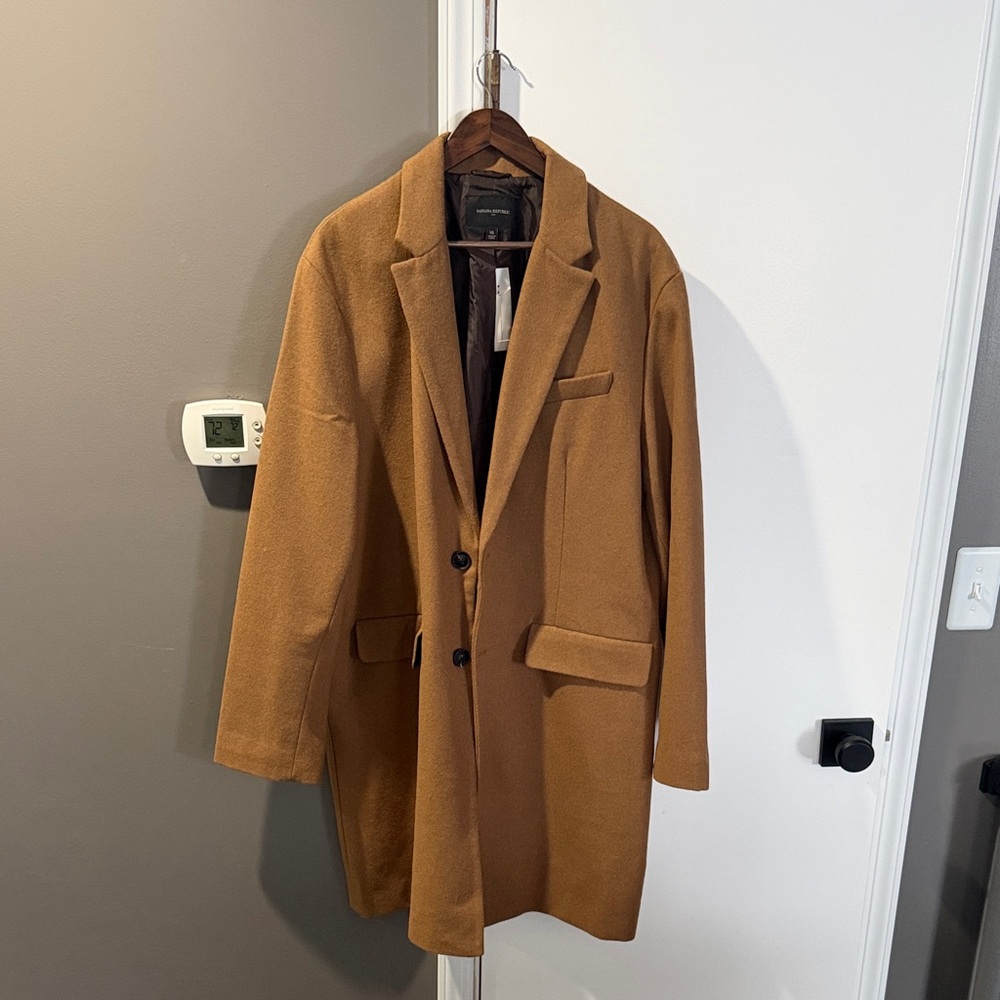 Banana Republic Men's Tan Wool Coat